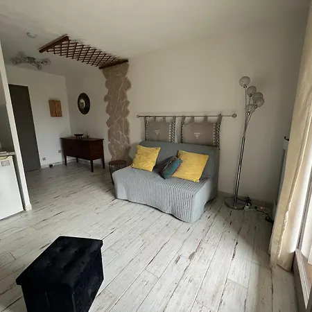 Tres Joli Climatise Pour 1 Couple לה-לונד-לה-מורה